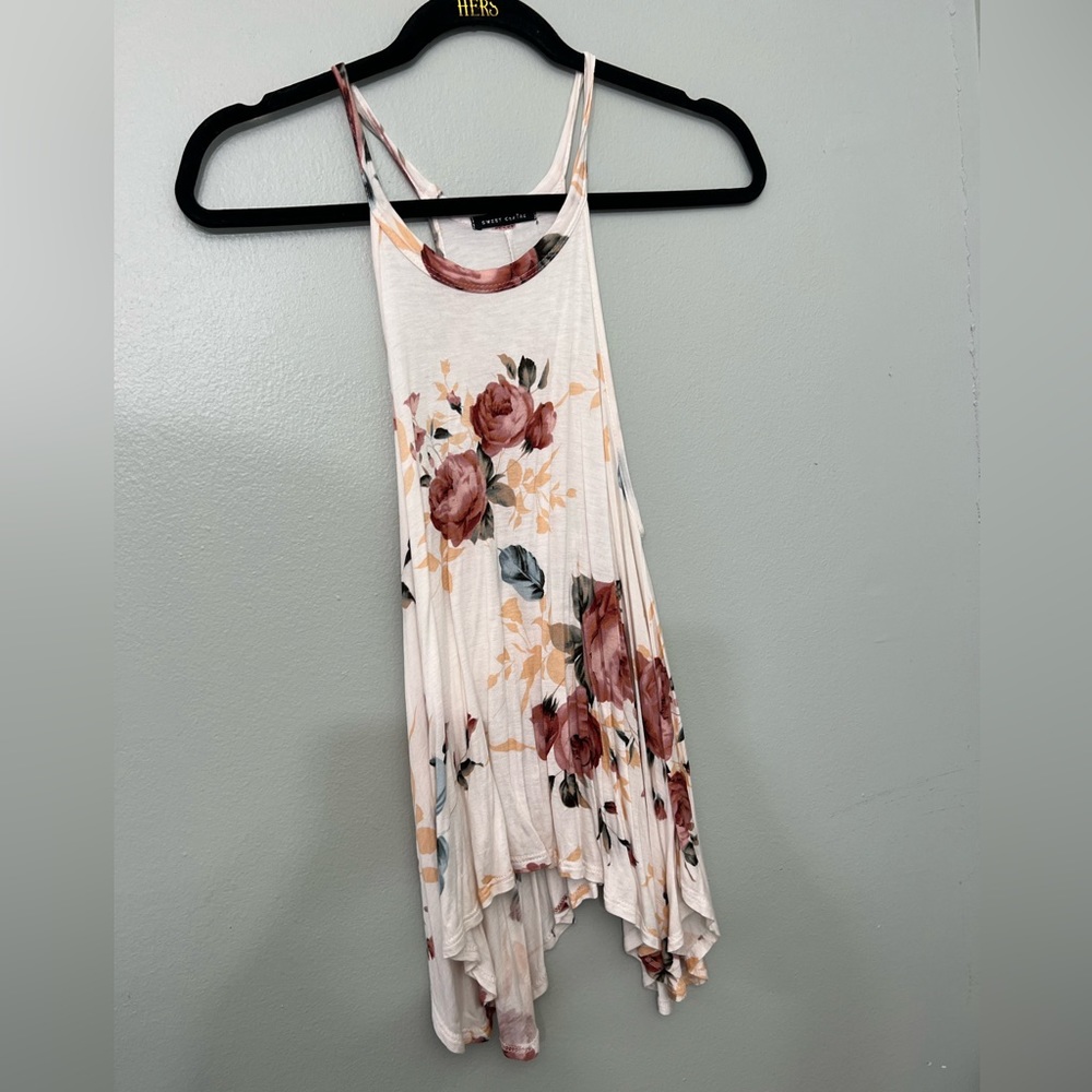 S Sweet Claire flowy tunic style floral tank blouse